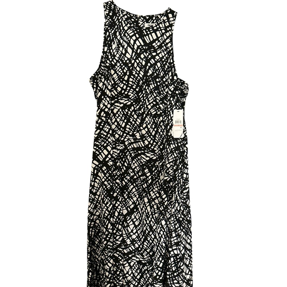 DKNY Maxi Dress Black White Abstract Print Sleeveless Size 12 NWT Unique Hem